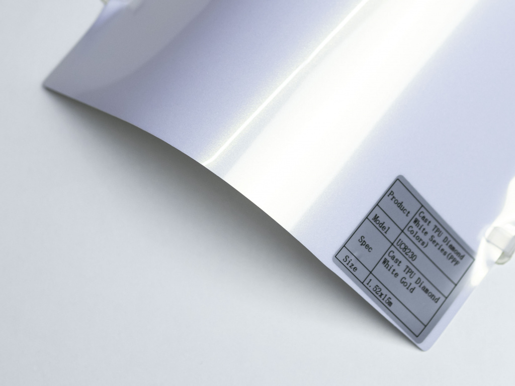 Полиуретановая пленка PPF Colors Diamond White Gold (бриллиант белый золотой), глянцевая, UC8230, 1,52×15 м