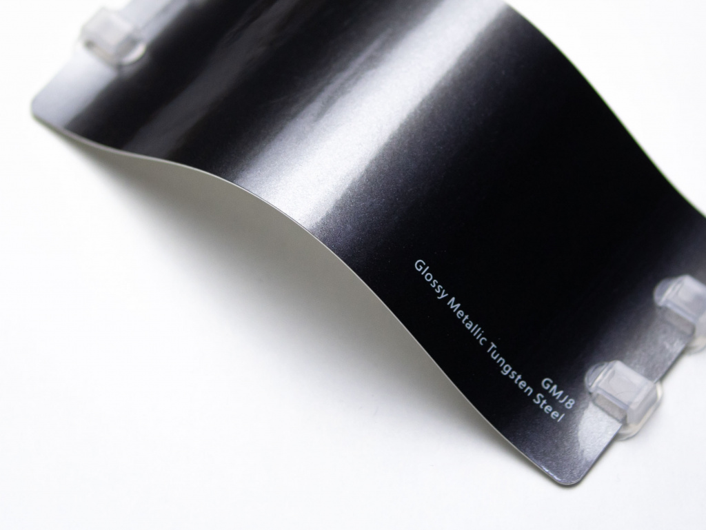 Виниловая плёнка Glossy Metallic Tungsten Steel (вольфрамово-стальной), глянцевая, GMJ8, 1,52×17,5 м