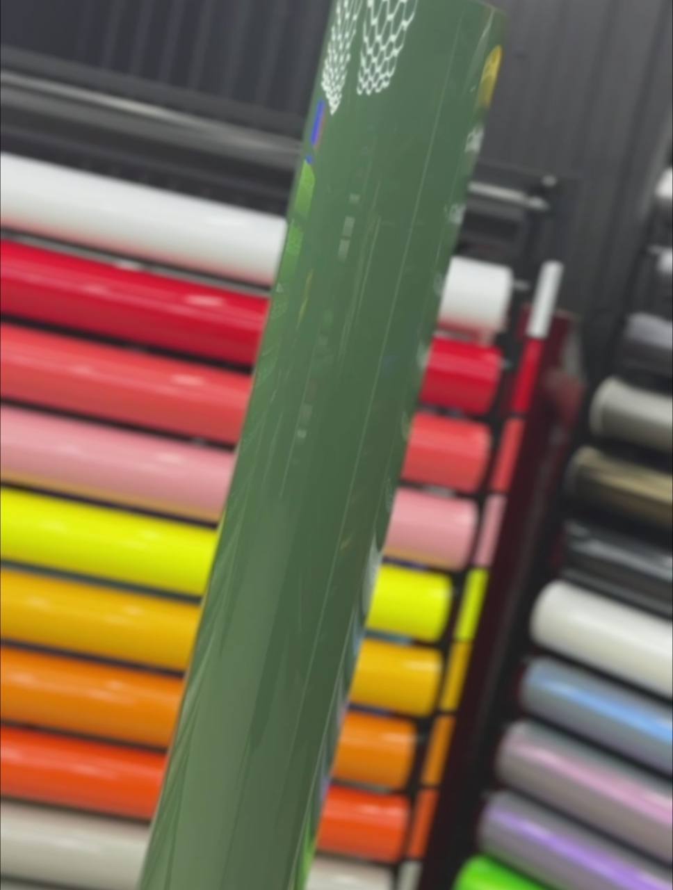 Цветная полиуретановая пленка Sunmax Cadmium Green Gloss PPF
