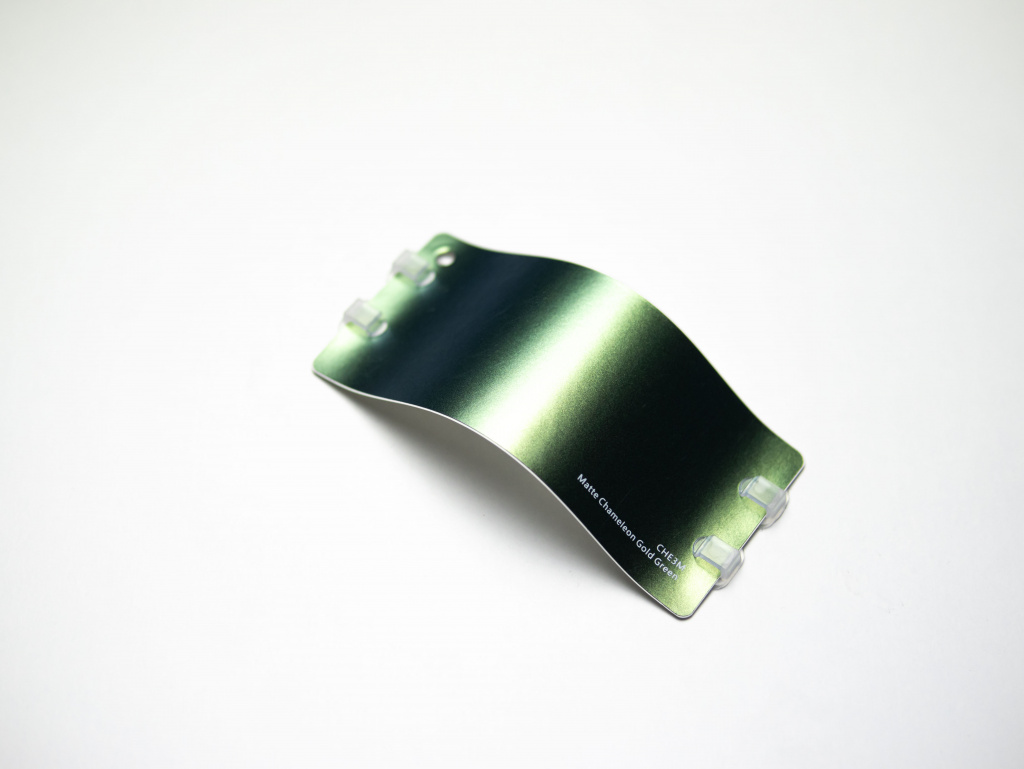 Виниловая плёнка Matte Chameleon Gold Green (хамелеон золотисто-зеленый), CHE3M, 1,52×17,5 м