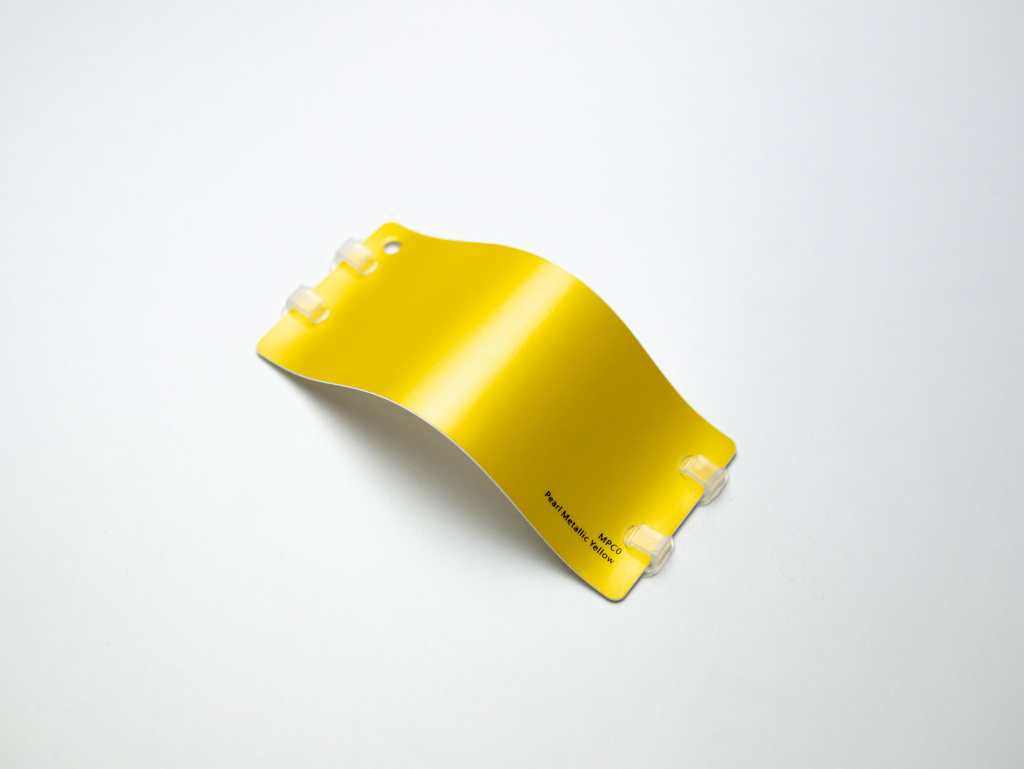 Виниловая плёнка Pearl Metallic Yellow (жемчужный металлический желтый), MPC0, 1,52×17,5 м