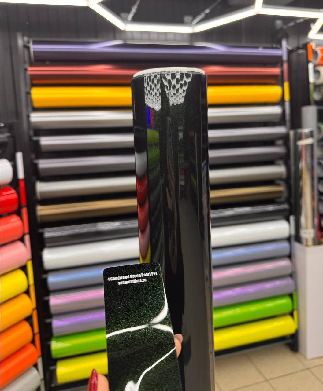 Цветная полиуретановая пленка Sunmax Goodwood Green Pearl PPF