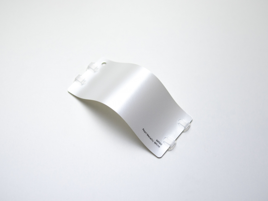 Виниловая плёнка Pearl Metallic White (жемчужный металлический белый), MPA0, 1,52×17,5 м