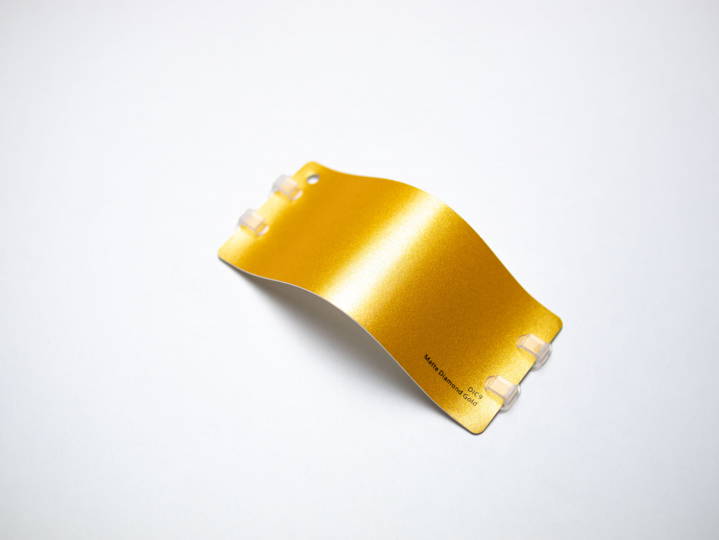 Виниловая плёнка Matte Diamond Gold (алмазный золотой), DIC9, 1,52×17,5 м