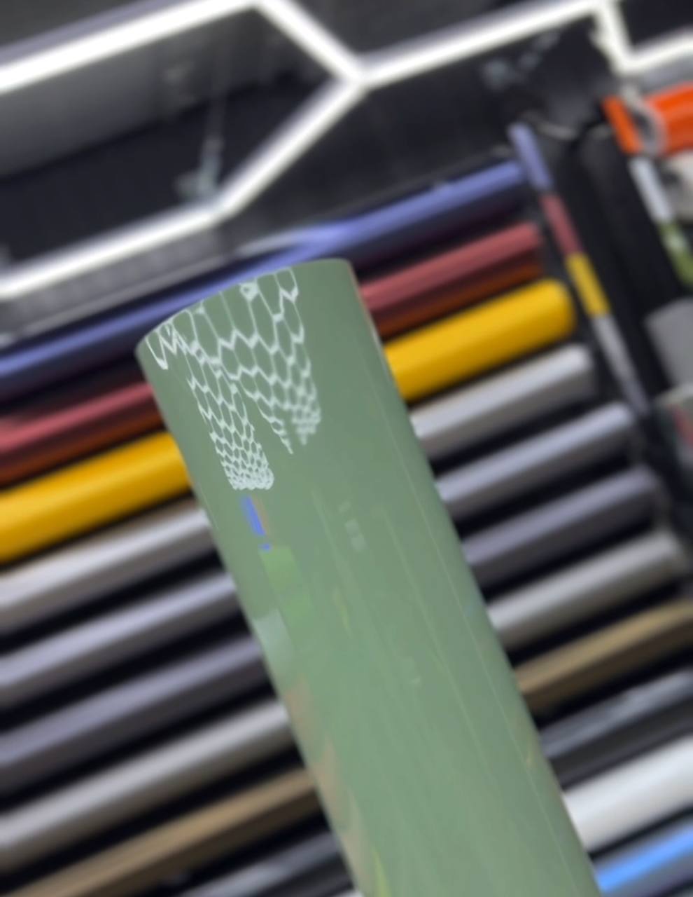 Цветная полиуретановая плёнка Sunmax Khaki Green PPF